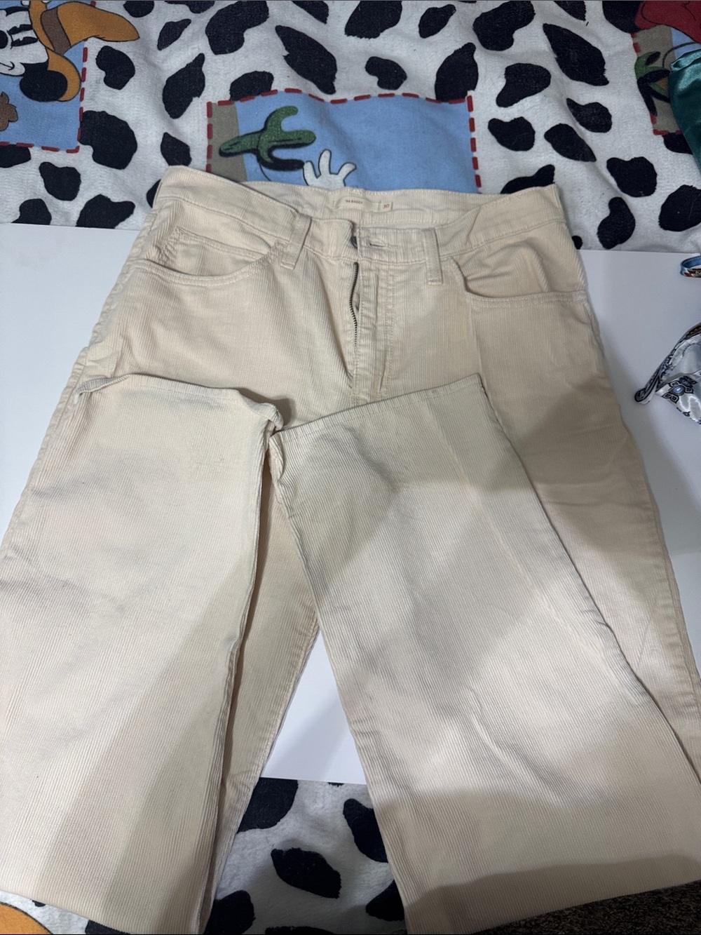 Womens Beige Levi’s Corduroy Pants – baggy Casual Style